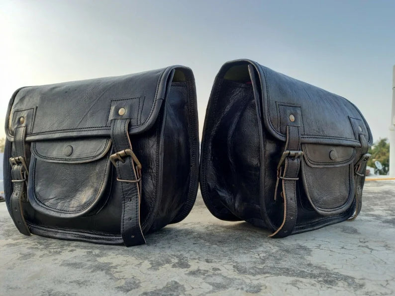 Classic Black Leather Saddlebag Set